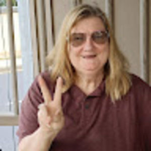 Meet your Posher, Lori